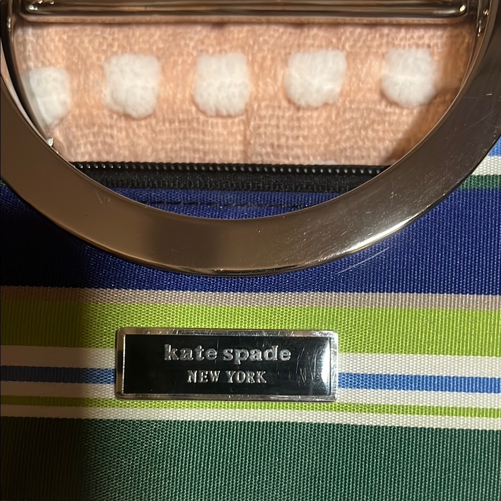 KATE SPADE~ Sporty Purse - Picture 14 of 16